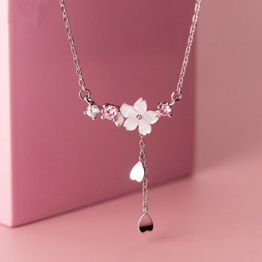 *NEW 925 Sterling Silver Diamond Flower Necklace Y